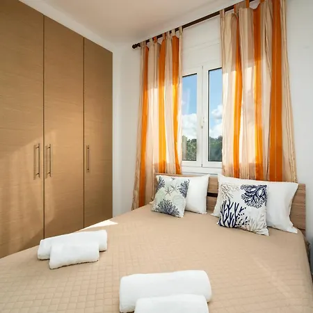 Levanta Cozy In Rhodes