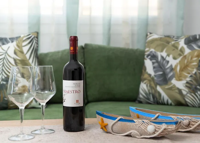 Levanta Cozy In Rhodes *