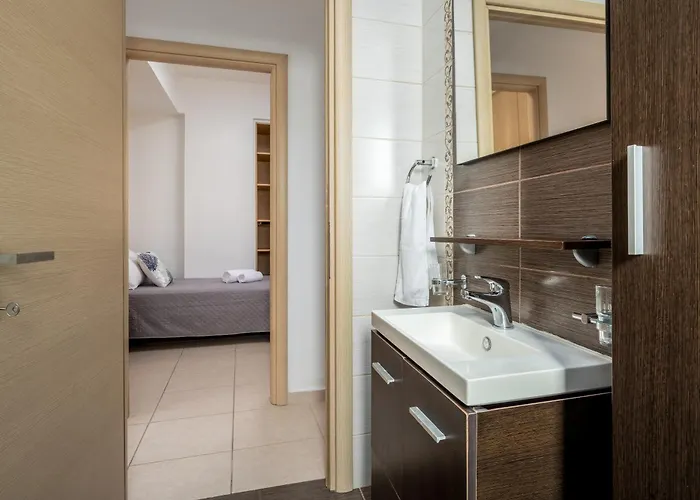 Levanta Cozy In Rhodes Daire